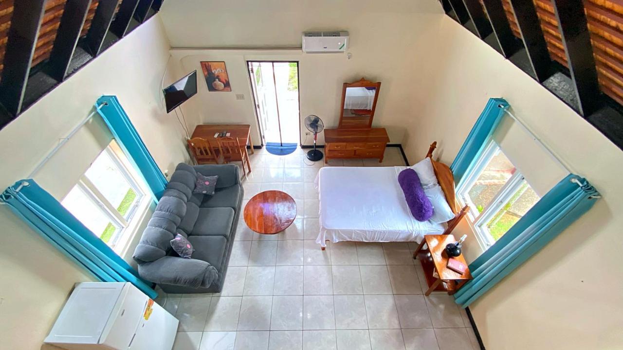 Oceanfront Condo W/ Free Parking + High Speed Wifi Negril Exterior photo